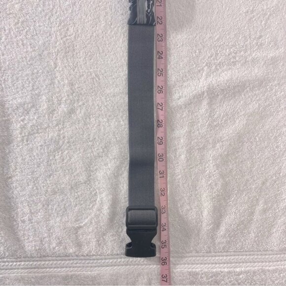 5/$25 Unisex Grey Zip Belt Bag - Picture 11 of 11